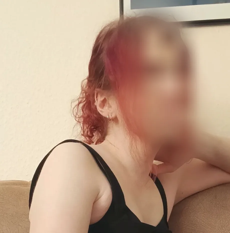 Celina, 37