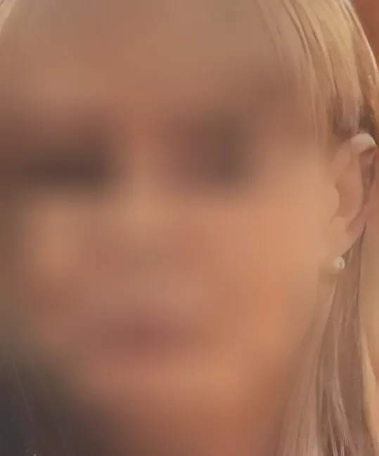 Ida, 25