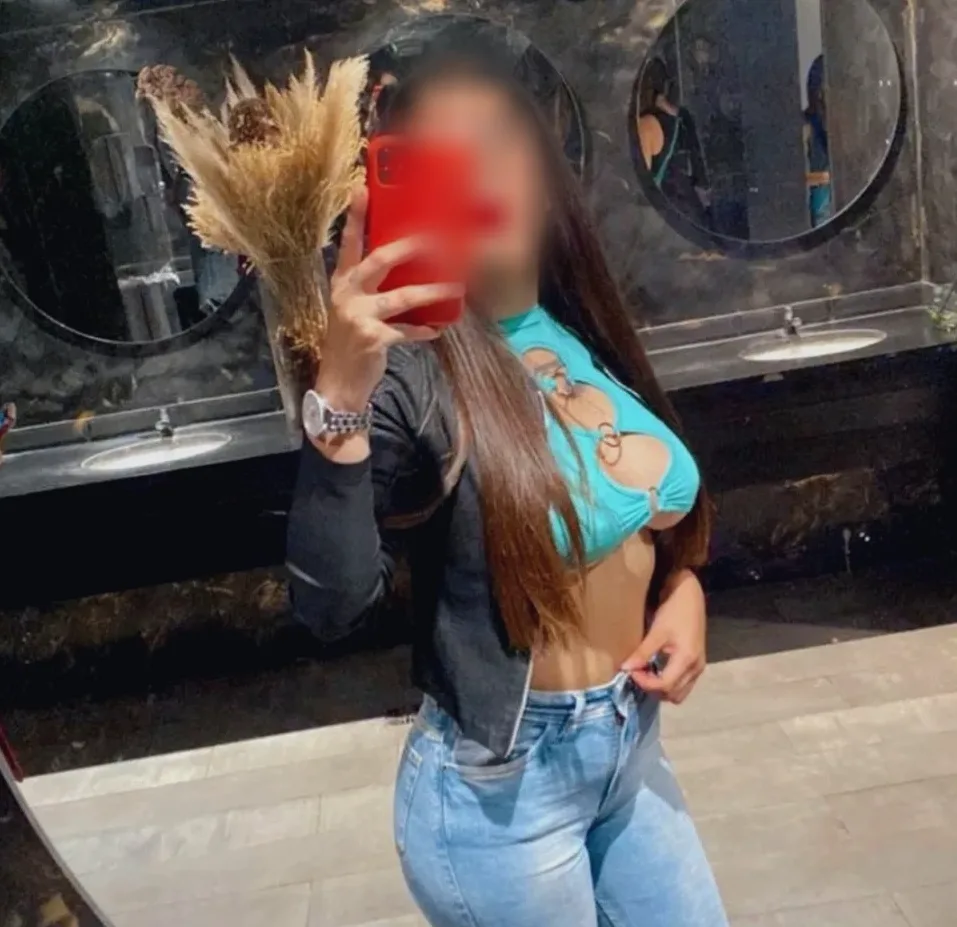 Michelle, 35