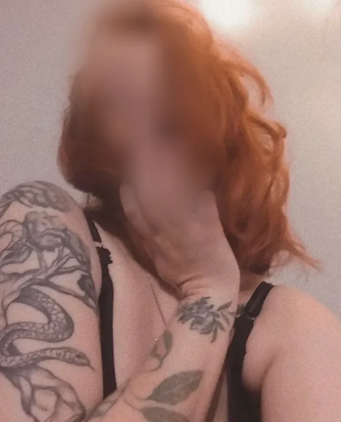 Olivia, 27